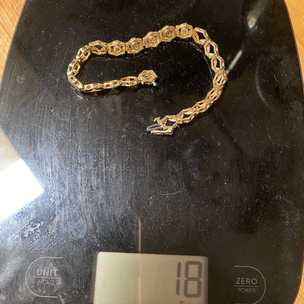 14k gold and diamond bracelet - Picture 10 of 11